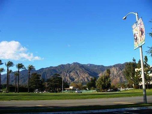 The Santa Anita Inn Arcadia Exterior photo